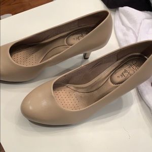 LifeStride Taupe Pumps Parigi